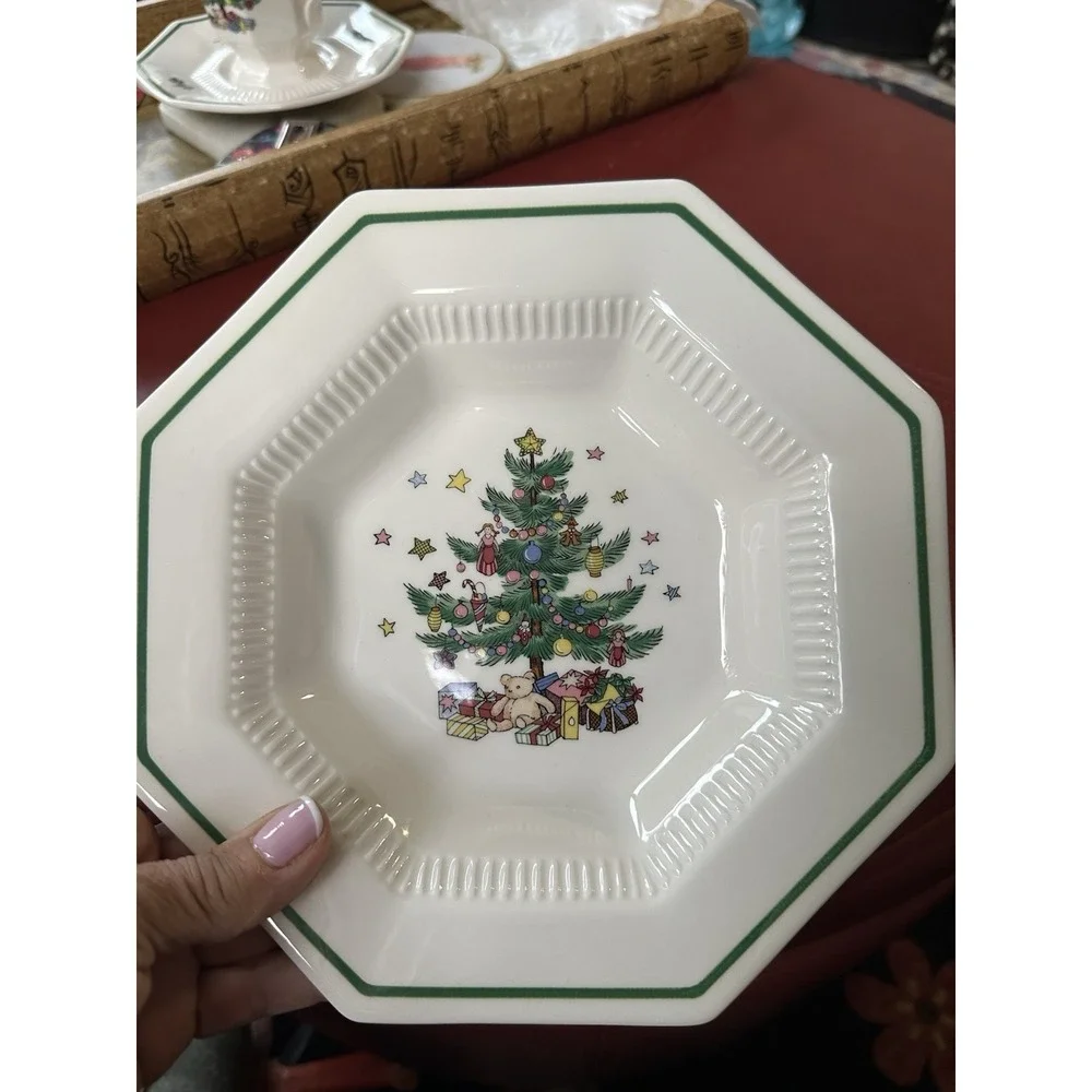 Set Of 6 Nikko Christmastime Rimmed Soup Bowls/Ironstone/8